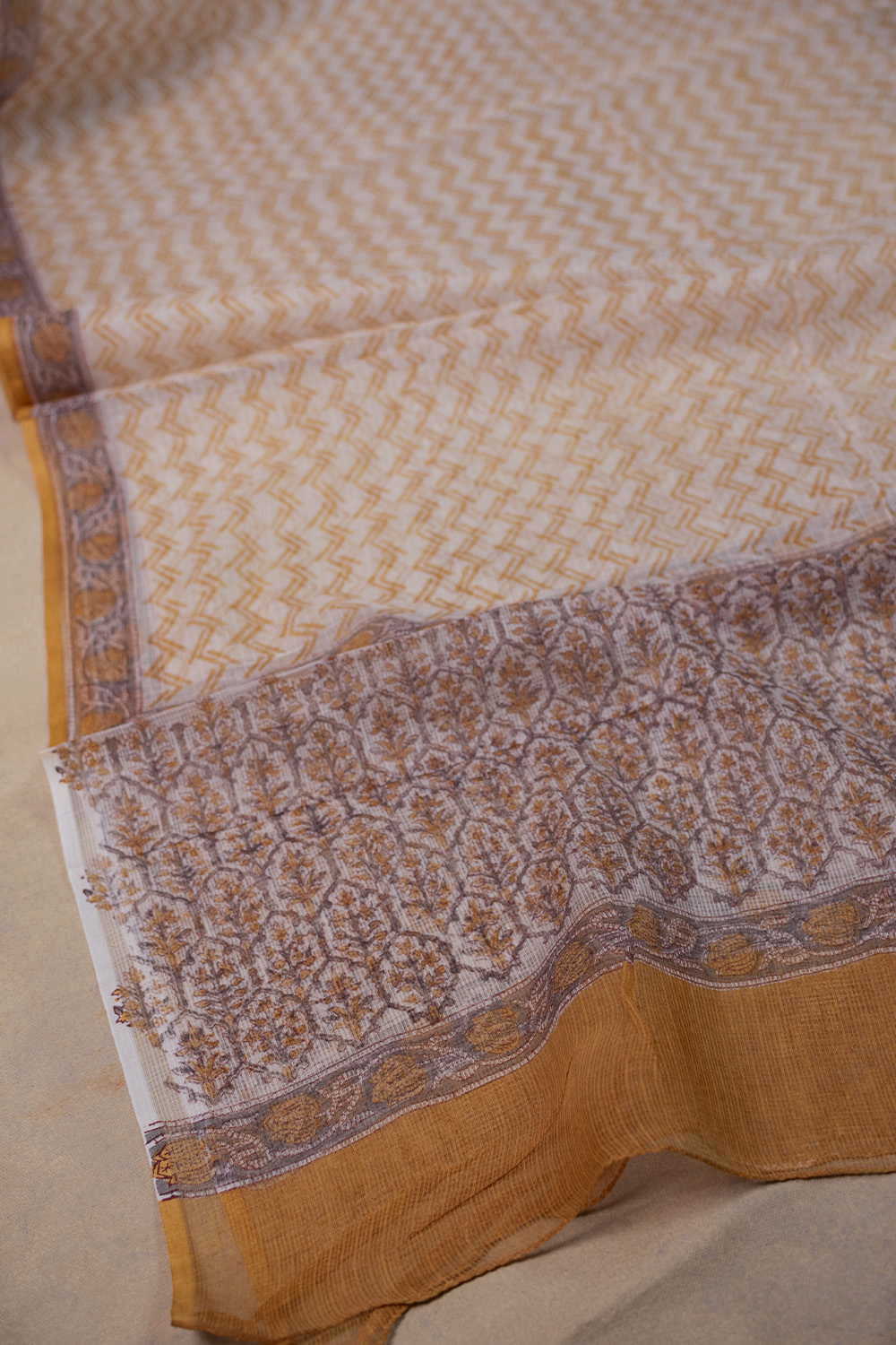 Zig Zag Pattern Block Printed Kota Cotton Dupatta - Image 4