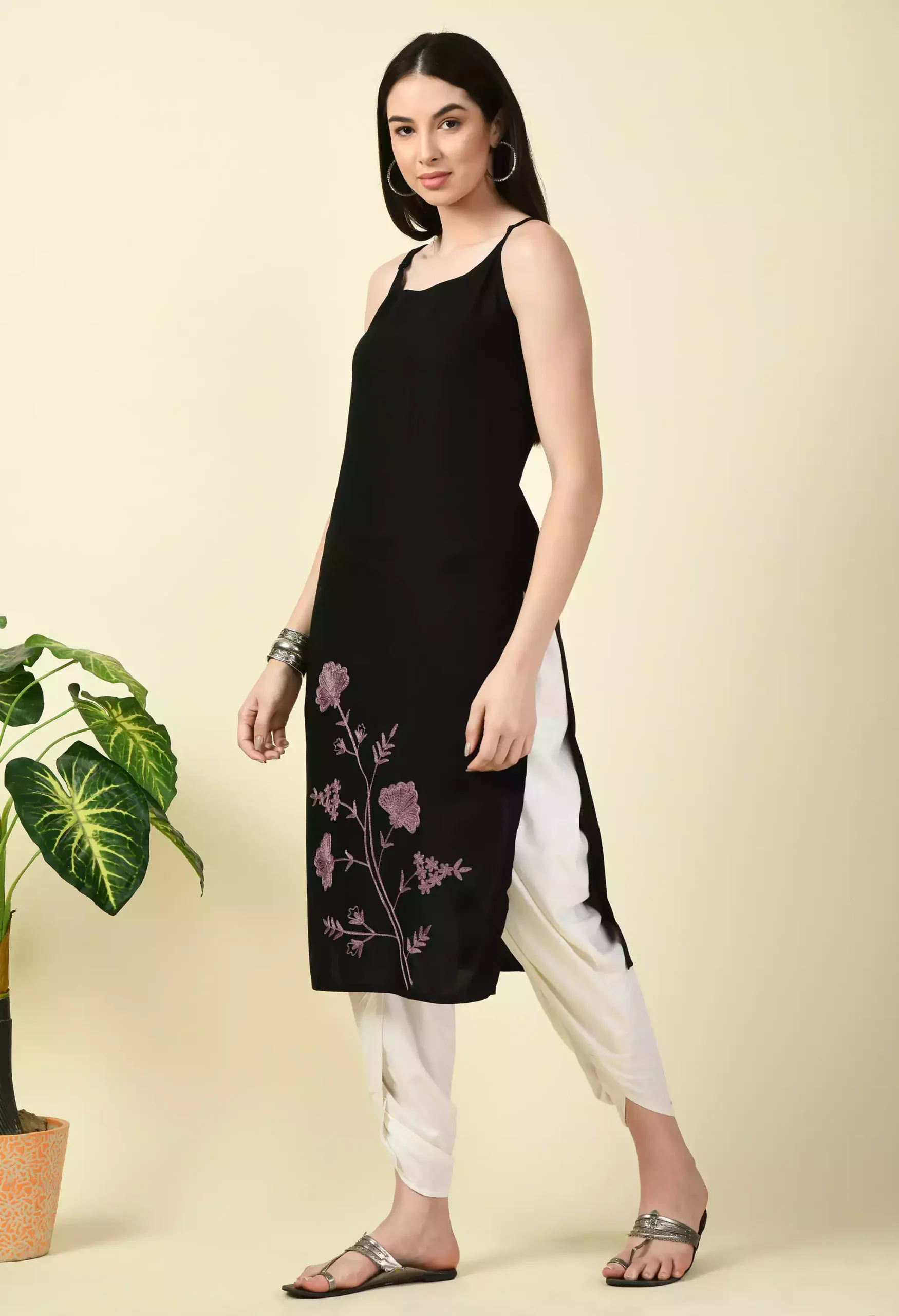 Black Pashmina Work Sleeveless Kurti - Image 5